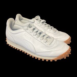 PUMA Easy Rider Leather Retro Sneakers - White 6.5